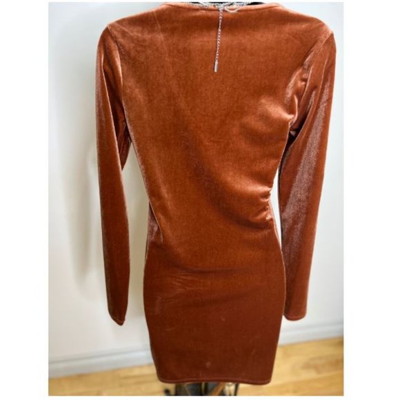 Forever 21 Womens Velvet V-Neck Cocktail Dress Long Sleeve Size M Brown - Picture 2 of 4